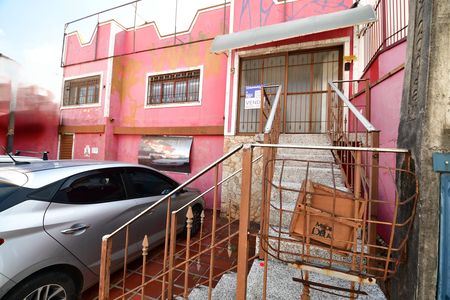 Casa à venda com 190m², 3 quartos e 3 vagasFachada / Placa