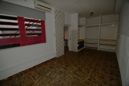 Casa à venda com 190m², 3 quartos e 3 vagasQuarto 3 - Suíte