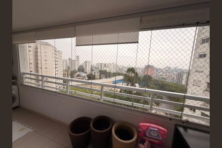 Apartamento à venda com 86m², 3 quartos e 2 vagas Apartamento à venda com 86m², 3 quartos e 2 vagasVaranda