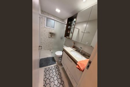 Apartamento à venda com 86m², 3 quartos e 2 vagas Apartamento à venda com 86m², 3 quartos e 2 vagasBanheiro