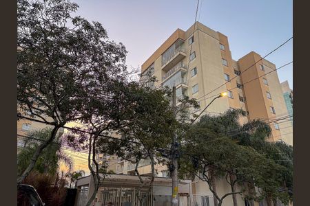 Apartamento à venda com 75m², 3 quartos e 2 vagas Apartamento à venda com 75m², 3 quartos e 2 vagasFachada