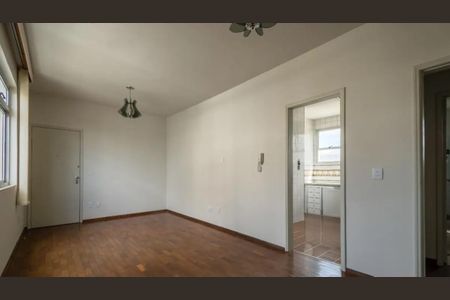 Sala  de apartamento à venda com 2 quartos, 75m² em Santo Antônio, Belo Horizonte