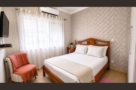 Casa à venda com 195m², 3 quartos e 4 vagas
