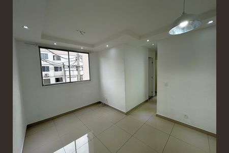 Sala de apartamento para alugar com 2 quartos, 48m² em Pavuna, Nilópolis