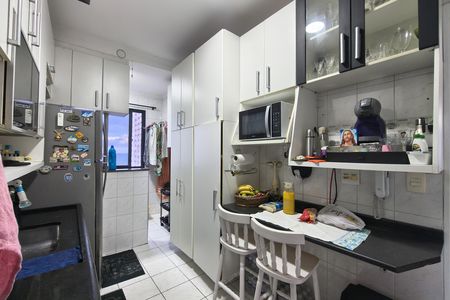 Apartamento para alugar com 130m², 2 quartos e 1 vaga Apartamento para alugar com 130m², 2 quartos e 1 vagaCozinha