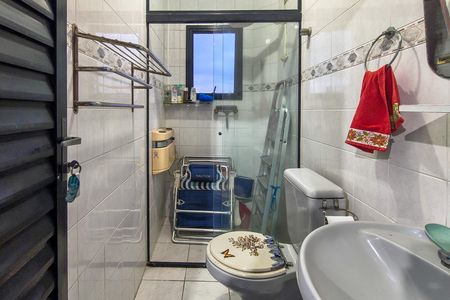 Apartamento para alugar com 130m², 2 quartos e 1 vaga Apartamento para alugar com 130m², 2 quartos e 1 vagaBanheiro 2
