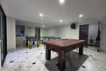 Apartamento para alugar com 130m², 2 quartos e 1 vaga Apartamento para alugar com 130m², 2 quartos e 1 vagaSala de Jogos