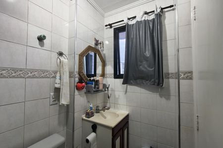 Apartamento para alugar com 130m², 2 quartos e 1 vaga Apartamento para alugar com 130m², 2 quartos e 1 vagaBanheiro da Suíte