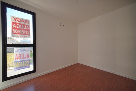 Quarto 2 de apartamento para alugar com 2 quartos, 54m² em Serraria, São José