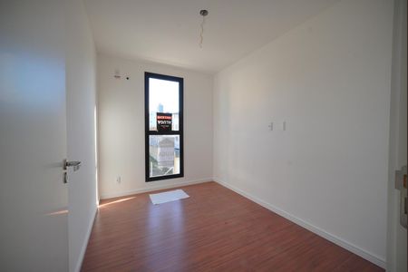 Quarto 1 de apartamento para alugar com 2 quartos, 54m² em Serraria, São José