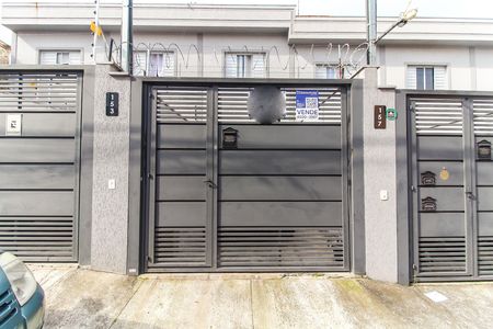 Casa à venda com 74m², 2 quartos e 1 vagaFachada + Placa