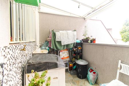 Casa à venda com 74m², 2 quartos e 1 vagaÁrea de Serviço