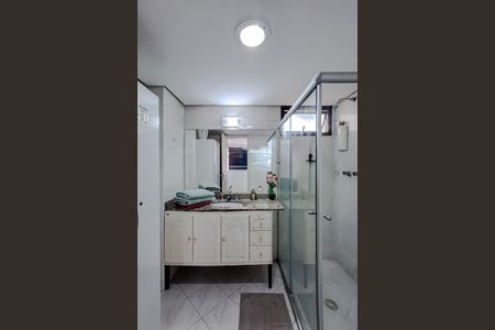 Banheiro da Suíte de apartamento à venda com 2 quartos, 65m² em Aclimação, São Paulo