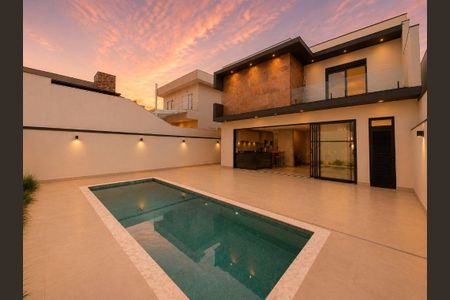 Casa à venda com 257m², 3 quartos e 4 vagas