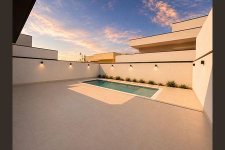 Casa à venda com 257m², 3 quartos e 4 vagas