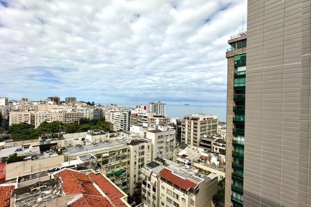Apartamento à venda com 117m², 2 quartos e sem vaga