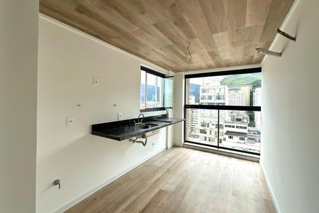 Apartamento à venda com 117m², 2 quartos e sem vaga