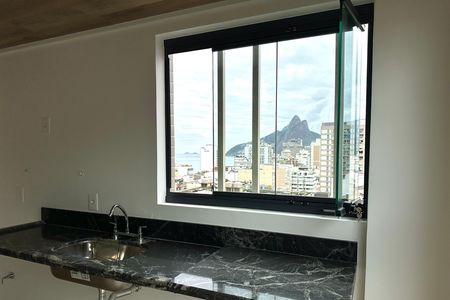 Apartamento à venda com 117m², 2 quartos e sem vaga