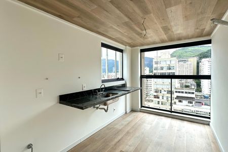 Apartamento à venda com 117m², 2 quartos e sem vaga
