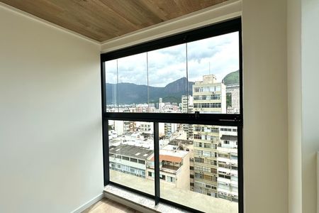 Apartamento à venda com 117m², 2 quartos e sem vaga