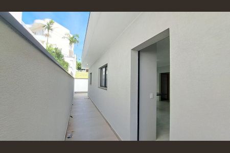 Casa à venda com 3 quartos, 244m² em Colina dos Pinheiros, Valinhos