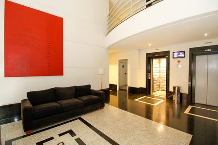Apartamento à venda com 60m², 2 quartos e 1 vaga Apartamento à venda com 60m², 2 quartos e 1 vagaHall Social