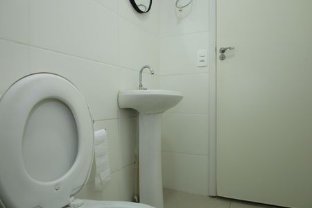 Apartamento para alugar com 35m², 2 quartos e sem vagaBanheiro