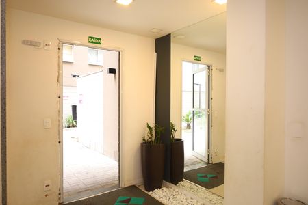 Apartamento para alugar com 35m², 2 quartos e sem vagaÁrea comum - Saguão do prédio
