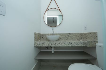 BANHEIRO1 de apartamento para alugar com 1 quarto, 38m² em Estoril, Belo Horizonte