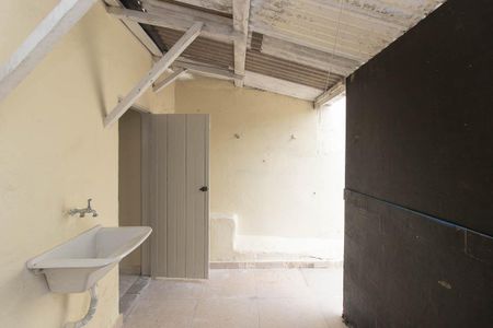 Casa para alugar com 60m², 1 quarto e sem vagaÁrea de Serviço