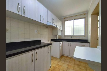 Cozinha de apartamento para alugar com 1 quarto, 50m² em Pátria Nova, Novo Hamburgo