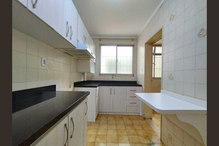 Cozinha de apartamento para alugar com 1 quarto, 50m² em Pátria Nova, Novo Hamburgo