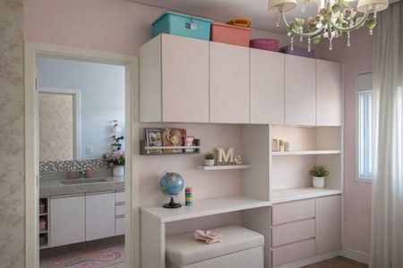 Casa à venda com 306m², 4 quartos e 4 vagas