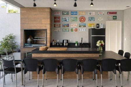 Casa à venda com 4 quartos, 306m² em Parque Lausanne, Valinhos