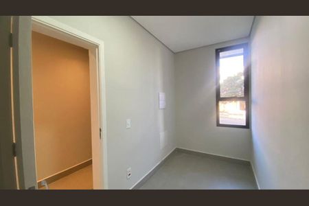 Casa à venda com 283m², 3 quartos e 4 vagas