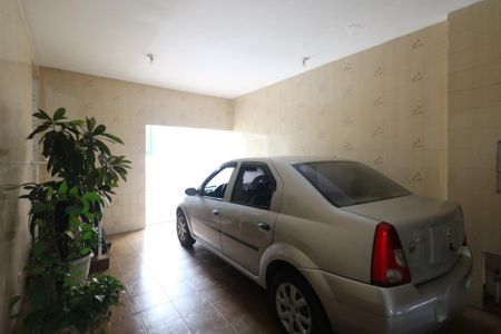 Casa à venda com 237m², 2 quartos e 4 vagasGaragem