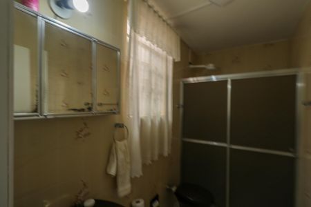 Casa à venda com 237m², 2 quartos e 4 vagasCasa do Fundos