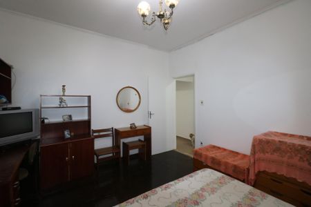 Casa à venda com 237m², 2 quartos e 4 vagasQuarto 2