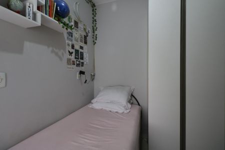 Casa à venda com 237m², 2 quartos e 4 vagasCasa do Fundos