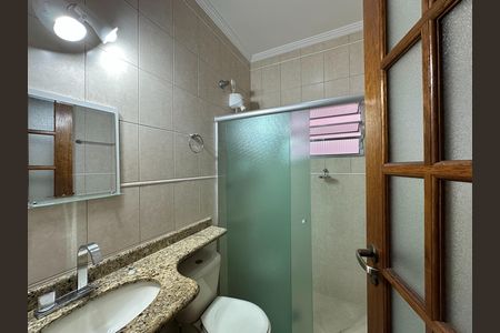 Casa para alugar com 150m², 3 quartos e 2 vagas Casa para alugar com 150m², 3 quartos e 2 vagasBanheiro da Suíte 2