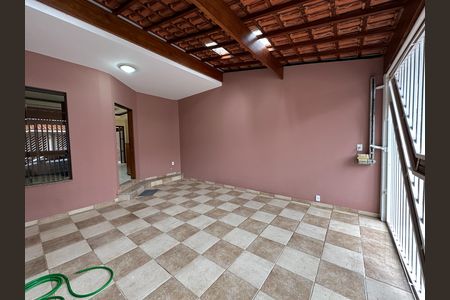 Casa para alugar com 150m², 3 quartos e 2 vagas Casa para alugar com 150m², 3 quartos e 2 vagasGaragem