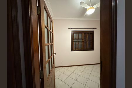 Casa para alugar com 150m², 3 quartos e 2 vagas Casa para alugar com 150m², 3 quartos e 2 vagasQuarto 1