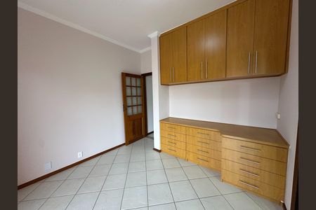 Casa para alugar com 150m², 3 quartos e 2 vagas Casa para alugar com 150m², 3 quartos e 2 vagasSuíte 1
