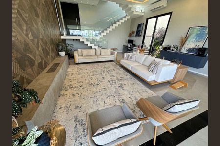 Casa à venda com 3 quartos, 205m² em Bosque dos Eucaliptos, Valinhos
