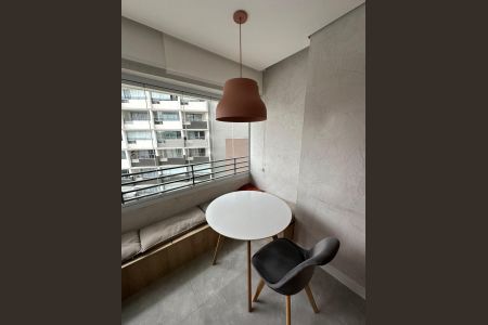 Varanda de kitnet/studio para alugar com 1 quarto, 31m² em Butantã, São Paulo