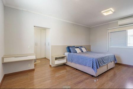 Casa à venda com 321m², 3 quartos e 4 vagas