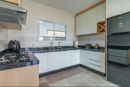 Casa à venda com 321m², 3 quartos e 4 vagas