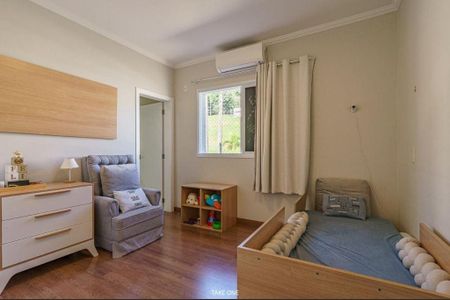 Casa à venda com 3 quartos, 321m² em Colina dos Pinheiros, Valinhos