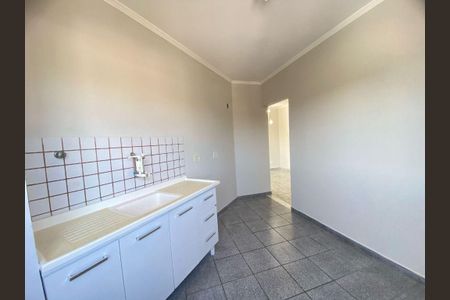 Apartamento à venda com 3 quartos, 72m² em Vila Olivo, Valinhos