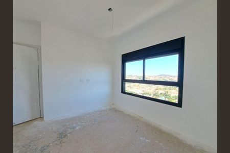 Apartamento à venda com 3 quartos, 97m² em Vila Clayton, Valinhos